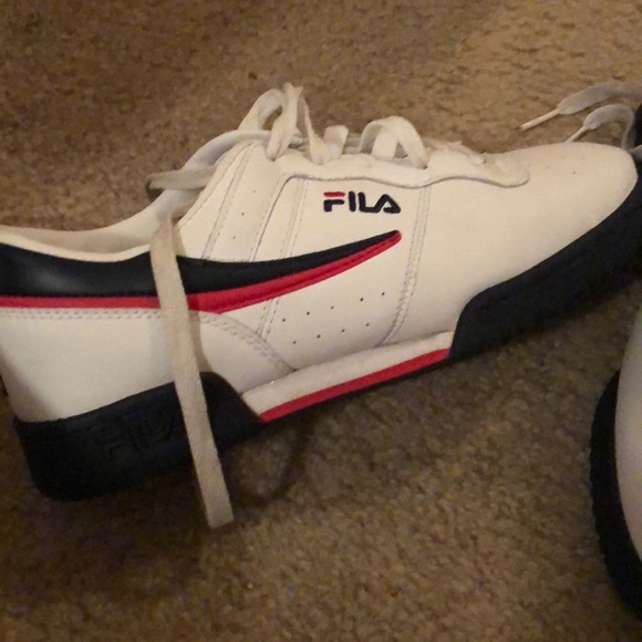 Fila sneakers - Picture 2 of 4